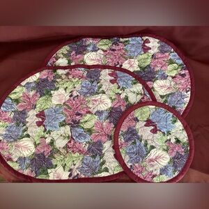 Floral Placemats & Centre Mat